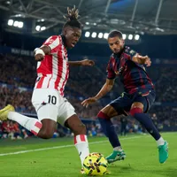 Arsenal disputa Nico Williams com Barcelona por R$ 548 milhões