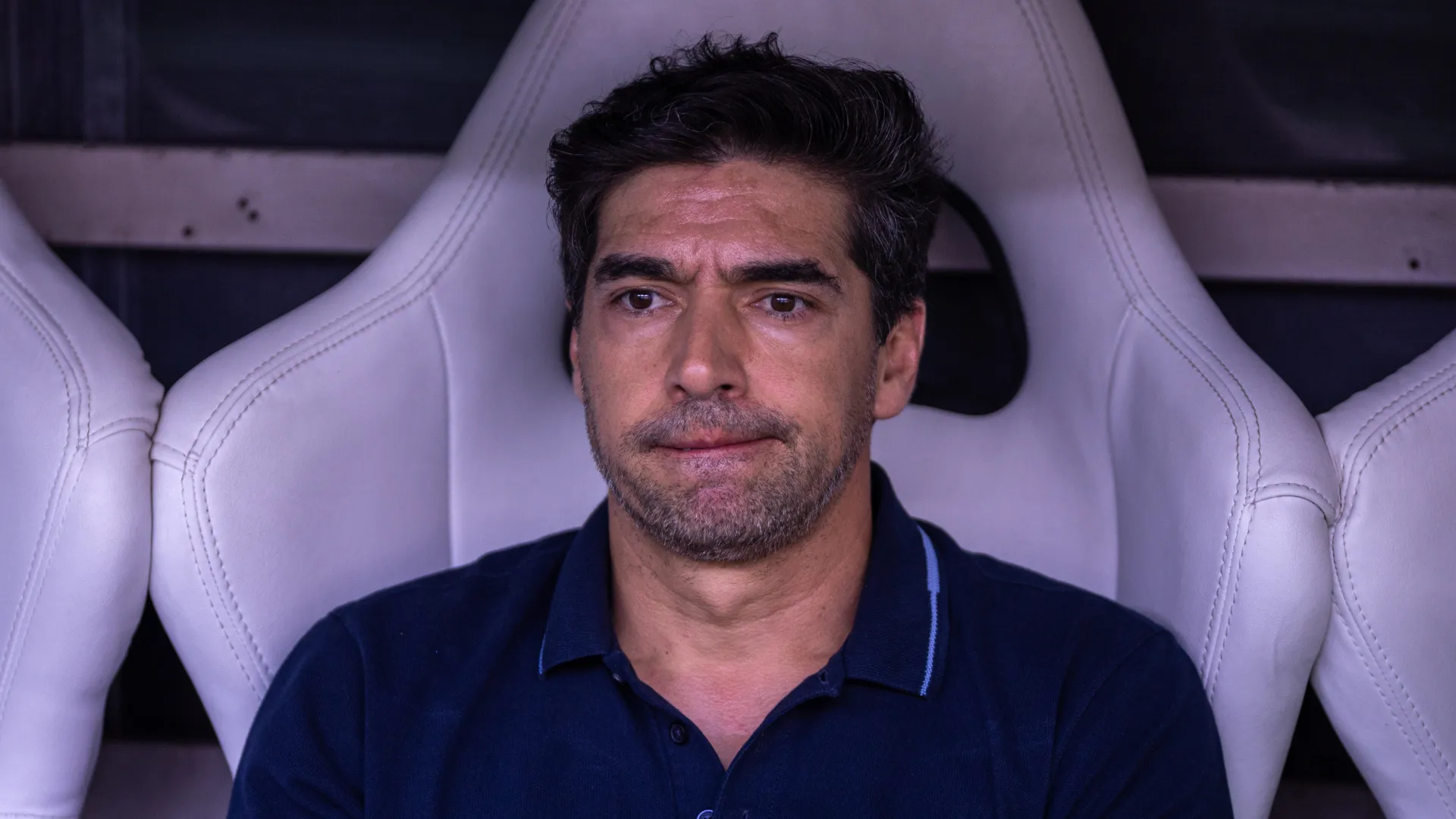 Abel Ferreira lamenta durante partida do Palmeiras