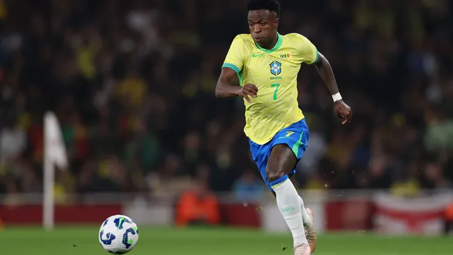 Vinicius Júnior durante Amistoso entre Brasil e Senegal, no Emirates Stadium. Foto: Ryan Pierse/Getty Images