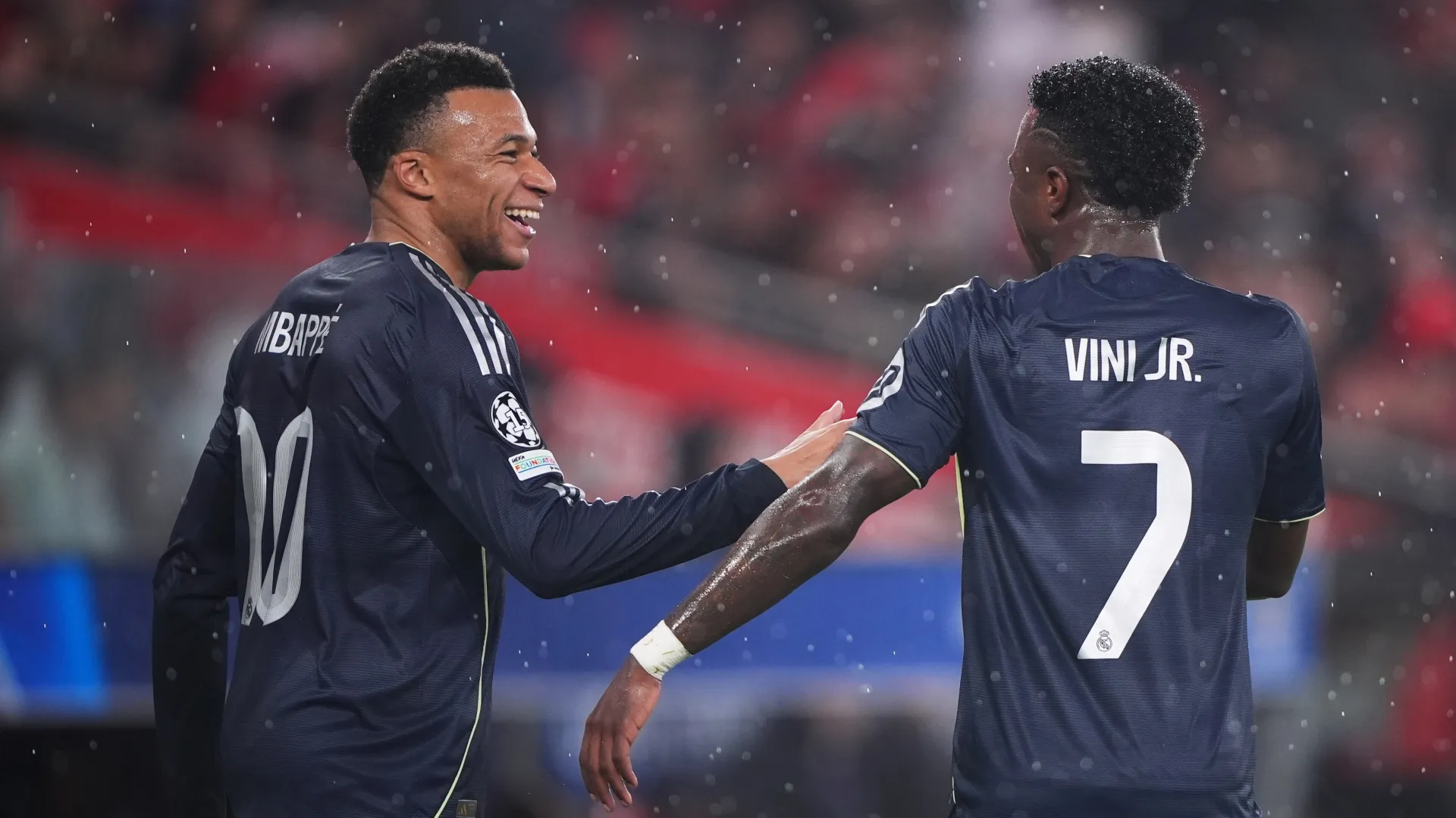 mbappé e vini júnior real madrid