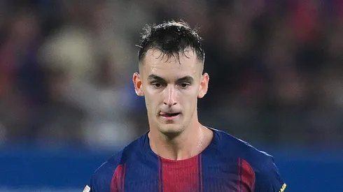 Marc Casadó estuda sair do Barcelona e se torna alvo da Premier League. (Photo by David Ramos/Getty Images)