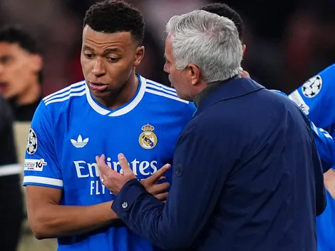 Mbappé é flagrado pelas câmeras defendendo Vini Jr de Prestianni