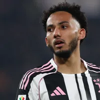 Tottenham mira contratação de Lloyd Kelly, zagueiro da Juventus