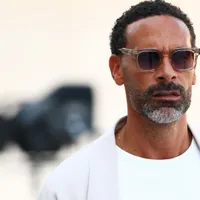 Ferdinand compartilha vídeo de benfiquistas cometendo injúria racial; Vini Jr. relatou ofensas