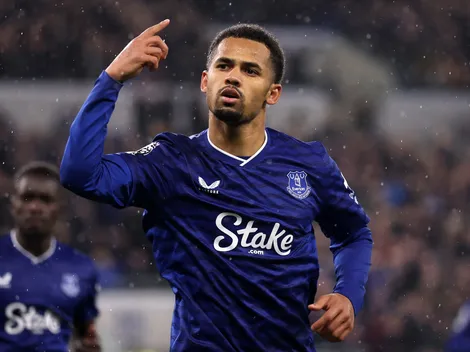 United lidera corrida por Iliman Ndiaye