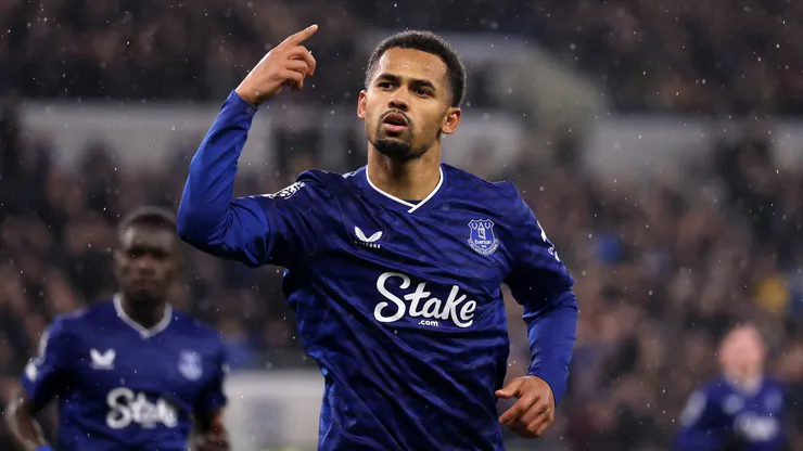 Iliman Ndiaye pelo Everton. (Foto: Carl Recine/Getty Images)