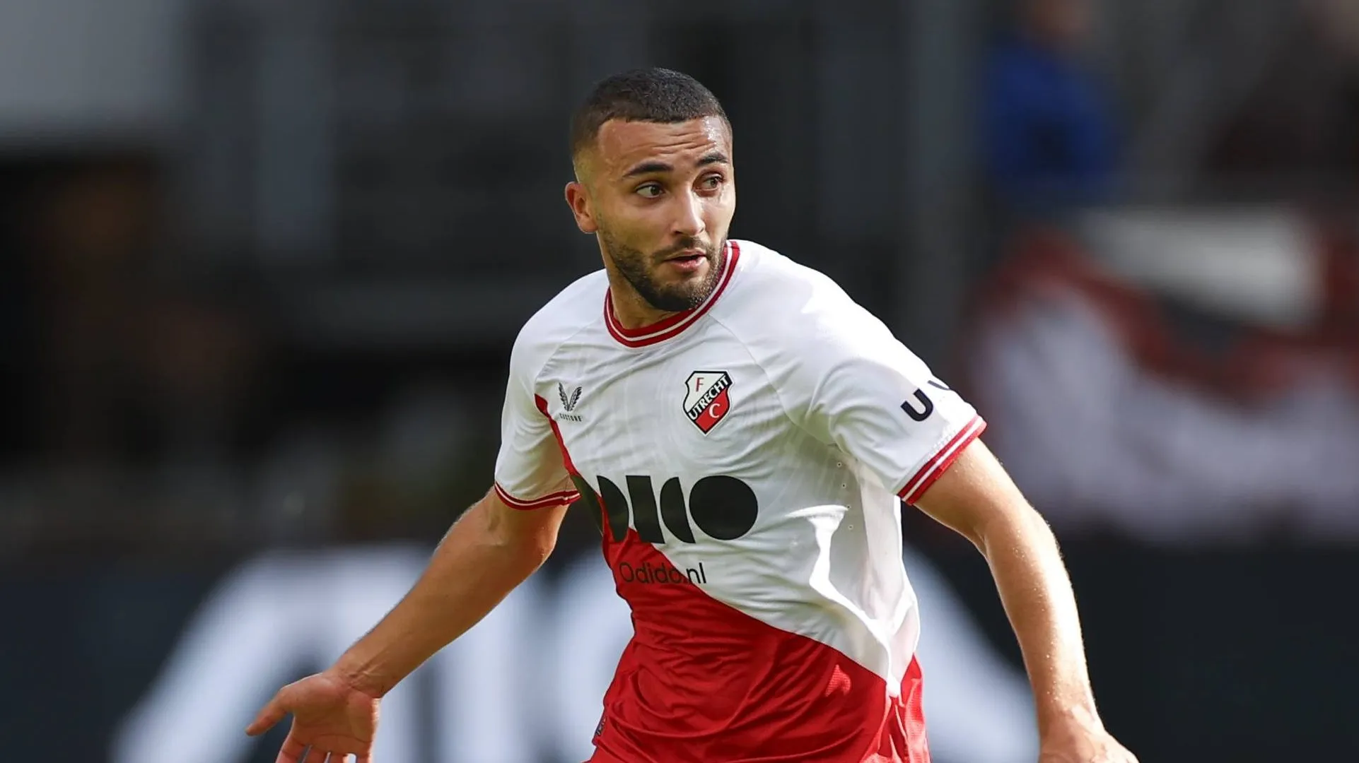 Zakaria Labyad em ação pelo Utrecht