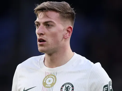 Manchester United quer Liam Delap; Chelsea pode emprestá-lo