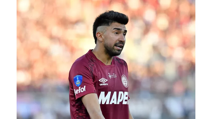 Marcelino Moreno, meia do Lanús (Christian Alvarenga/Getty Images)