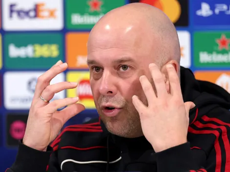 Técnico do Liverpool, Arne Slot cobra mais ação contra racismo