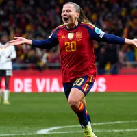 Claudia Pina só fica atrás de Kane em minutos para marcar na temporada