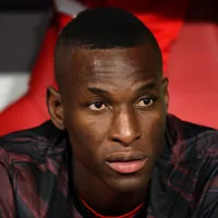 Milan mira contratação de Nicolas Jackson para próxima janela