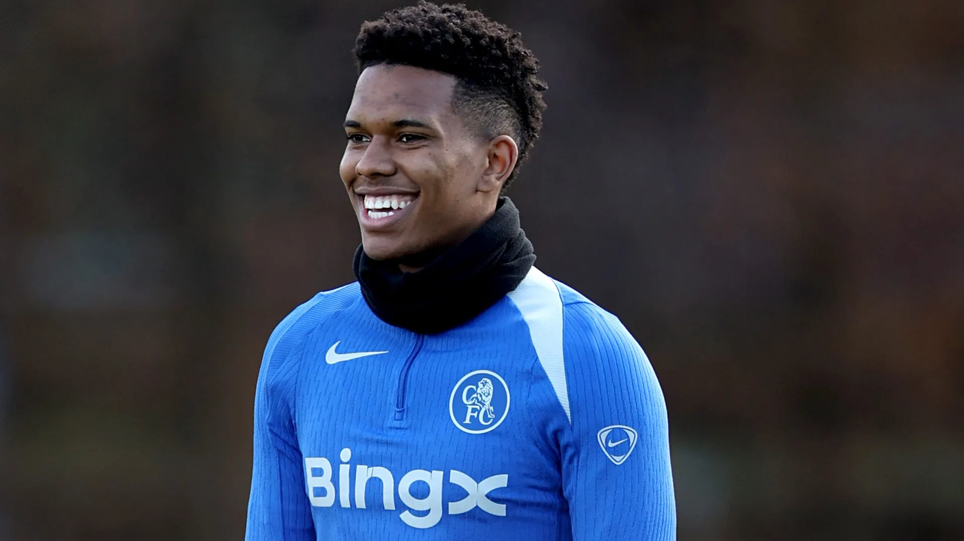 Estêvão em treino pelo Chelsea