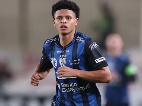 Spinelli ajuda nas negociações no Vasco por Patrik Mercado