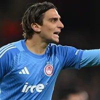 Liverpool escolhe Tzolakis como substituto de Alisson