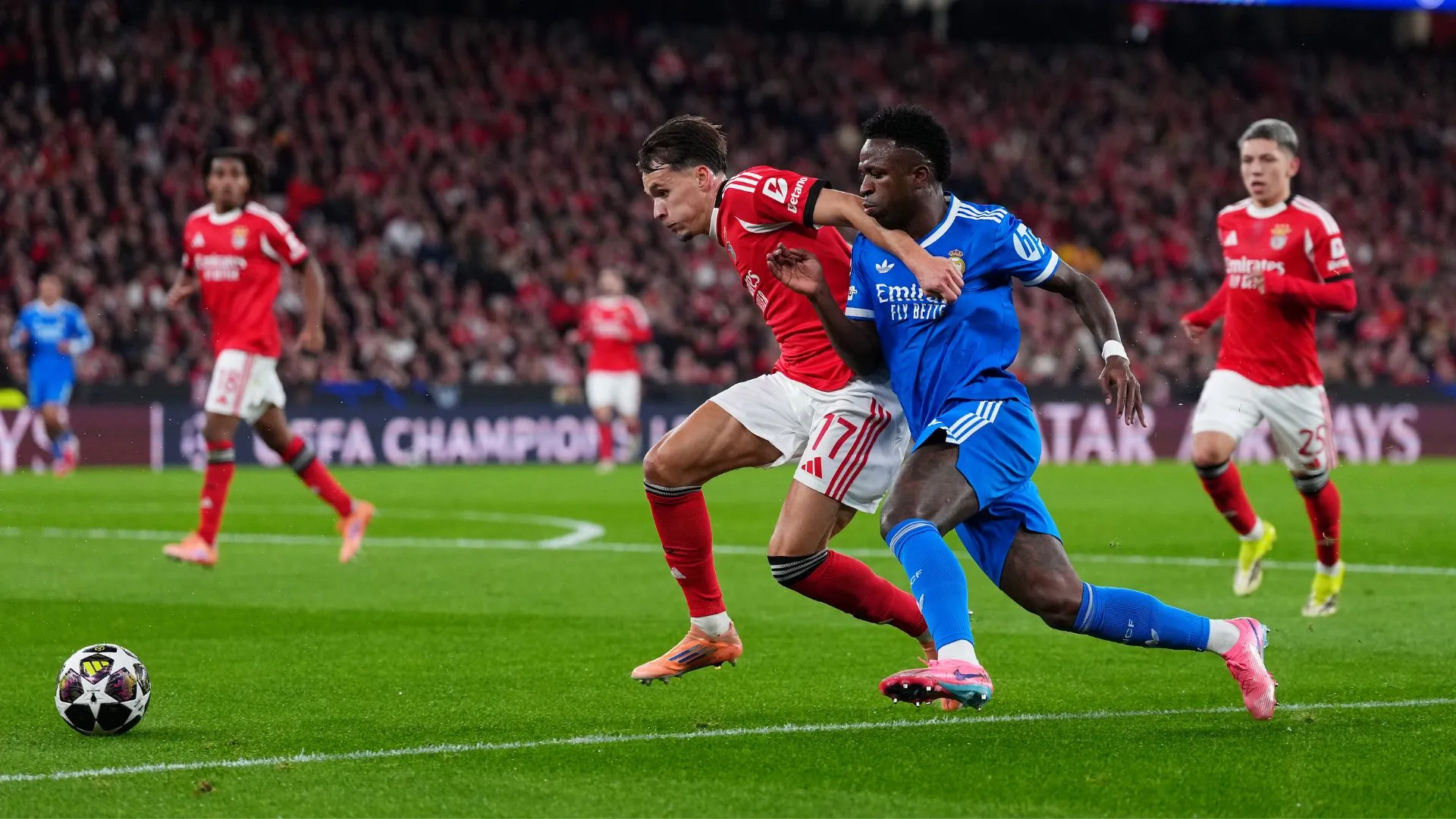 Vinicius Júnior vai jogar contra o Benfica mais uma vez (foto: Angel Martínez/Getty Images)