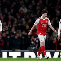 Arsenal faz reunião para evitar "entregada" ao Manchester City