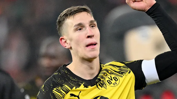 Real Madrid se aproxima de Schlotterbeck. Foto: Stuart Franklin/Getty Images