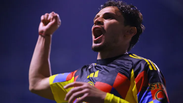 Raphael Veiga abriu o placar em goleada do América-MEX