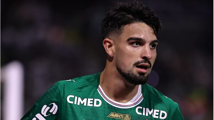 Flaco López entra na mira do Tottenham. Foto: Fabio Giannelli/AGIF