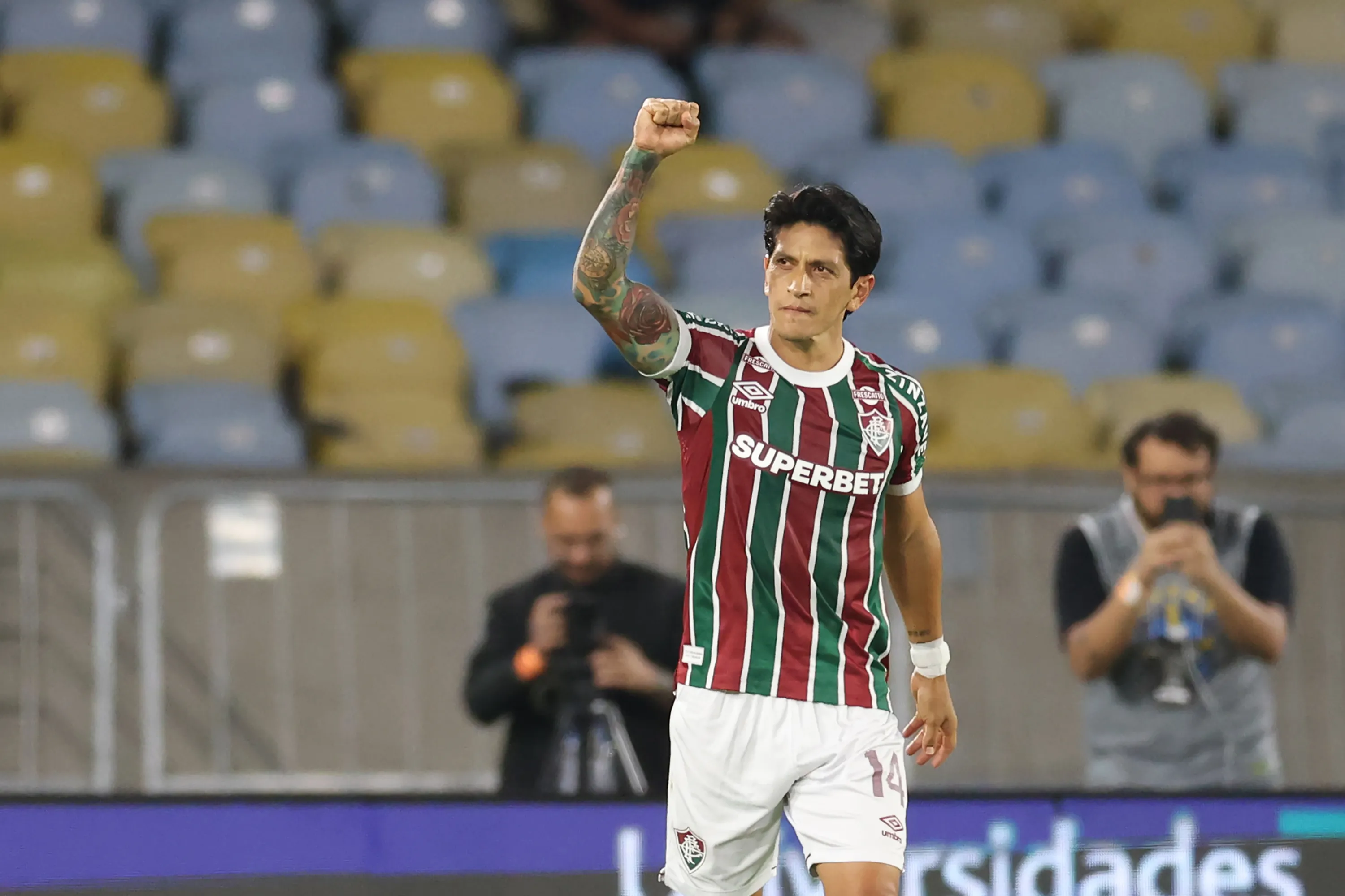 Cano é alvo do Boca Juniors (Foto: Lucas Figueiredo/Getty Images)