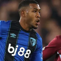 Rayan faz jogadaça na Premier League e é comparado com Adriano