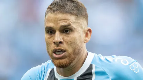 Alvo do América de Cali, Cuéllar pode rescindir com o Grêmio após ser descartado por Luís Castro. Foto: Liamara Polli/AGIF