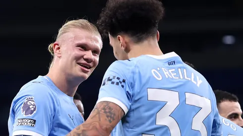 Manchester City vence o Newcastle com dois de O'Reilly e coloca pressão no Arsenal na Premier League. (Foto: Stu Forster/Getty Images)