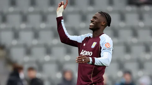Amadou Onana é o novo alvo do Manchester United. Foto: George Wood/Getty Images