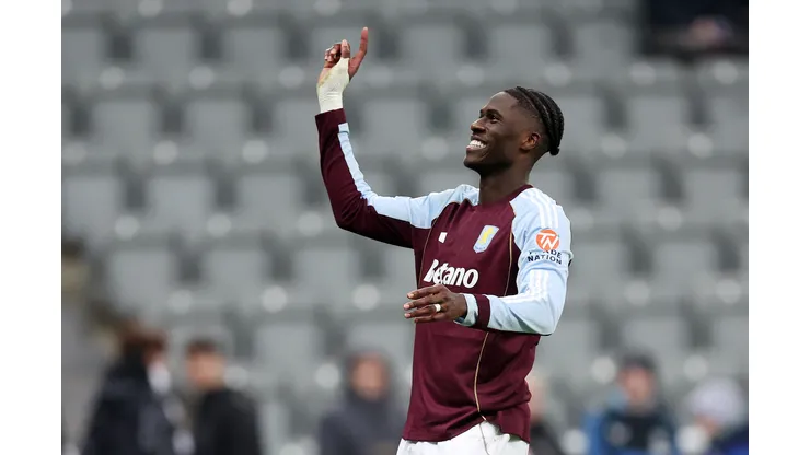 Amadou Onana é o novo alvo do Manchester United. Foto: George Wood/Getty Images