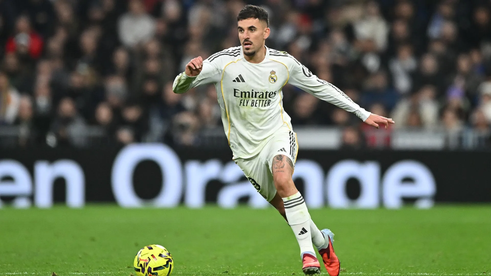 Dani Ceballos está fora dos próximos jogos do Real Madrid (foto: Denis Doyle/Getty Images)