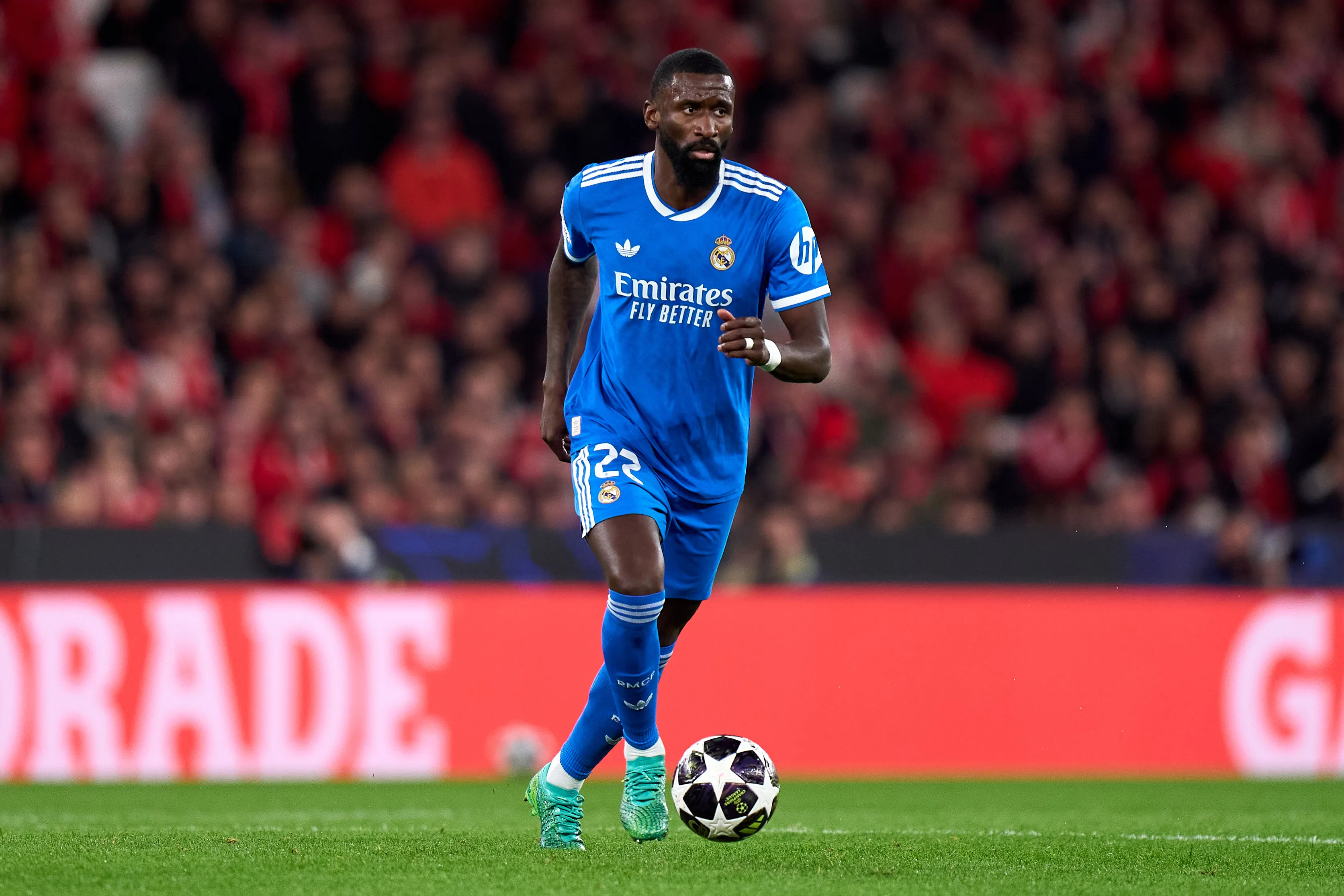 Rudiger em jogo do Real Madrid na Champions League. Foto: Angel Martinez/Getty Images