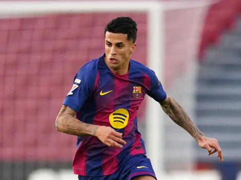 João Cancelo pode continuar no Barcelona após fim do empréstimo