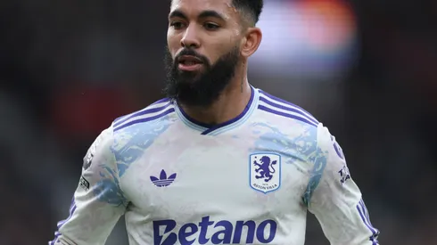 Juventus prepara venda definitiva de Douglas Luiz para o Aston Villa e recupera investimento. (Foto de Richard PelhamGetty Images)