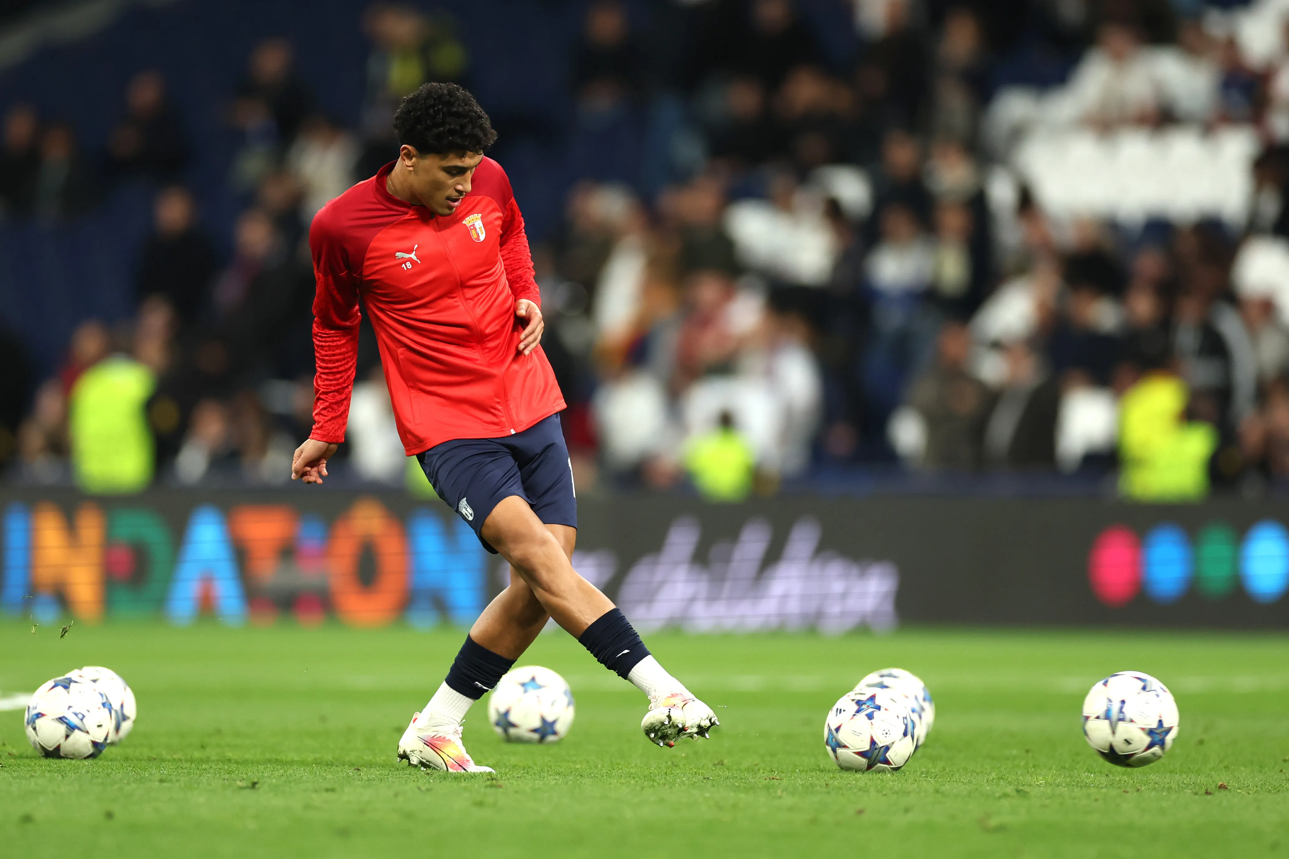 Vítor Carvalho durante aquecimento em jogo do Braga