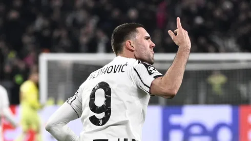 Juventus quer renovar com Vlahovic; atacante está no radar do Barcelona. (Photo by Stefano Guidi/Getty Images)