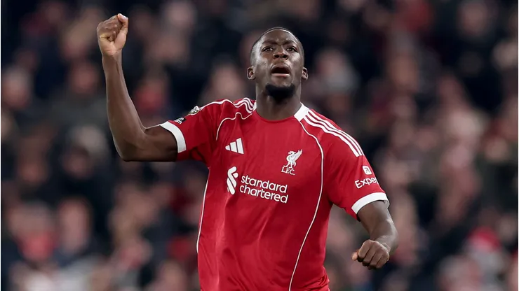 Impasse no Liverpool pode levar Konate à Inter de Milão. Foto: Carl Recine/Getty Images