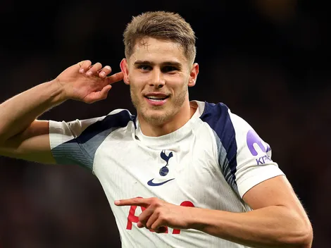 Van de Ven, do Tottenham, é alvo do clube merengue