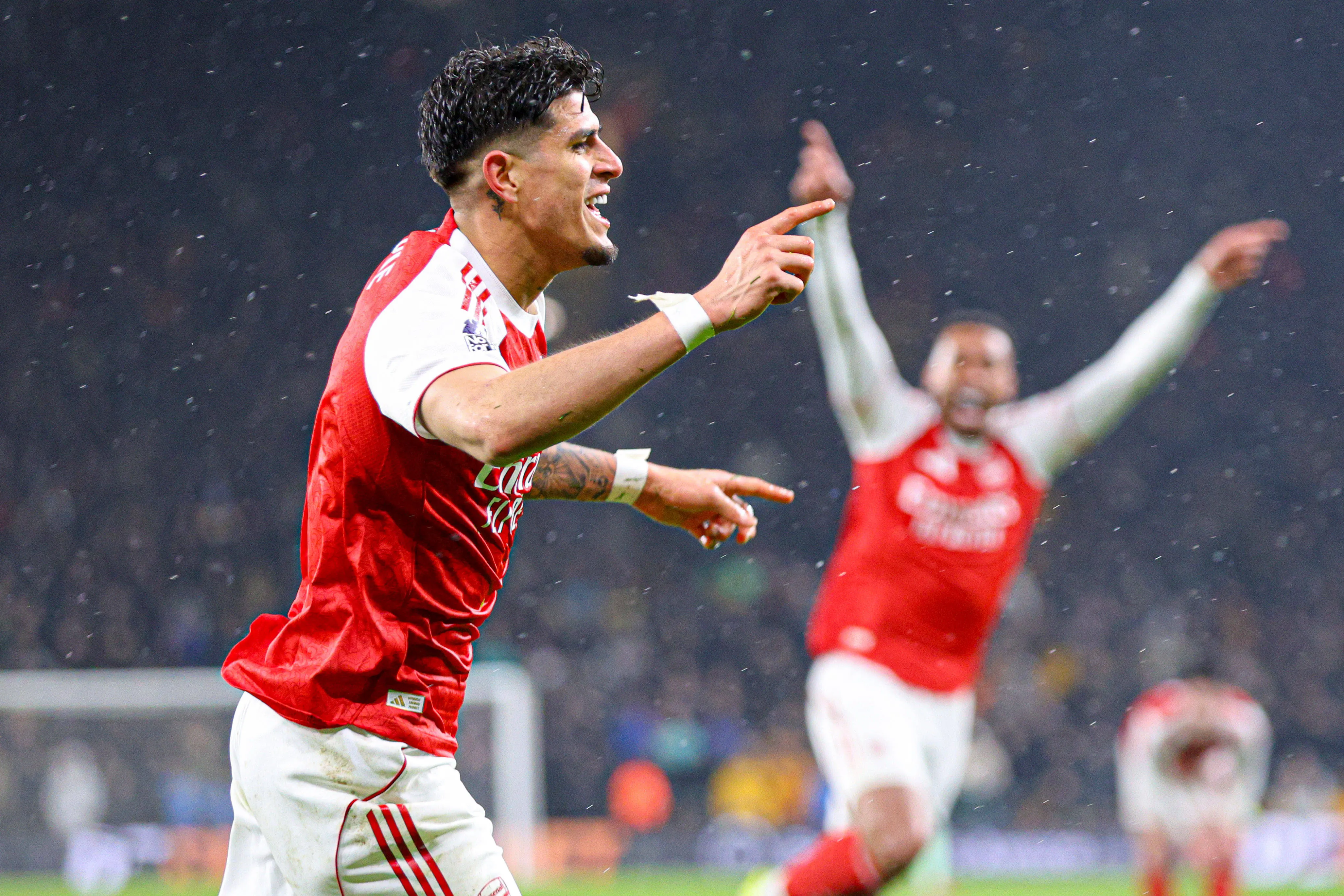 Piero Hincapie, do Arsenal. Clube quer efetuar a transferência definitiva do jogador, segundo o TEAMtalk. Foto: IMAGO /&nbsp;Sports Press Photo