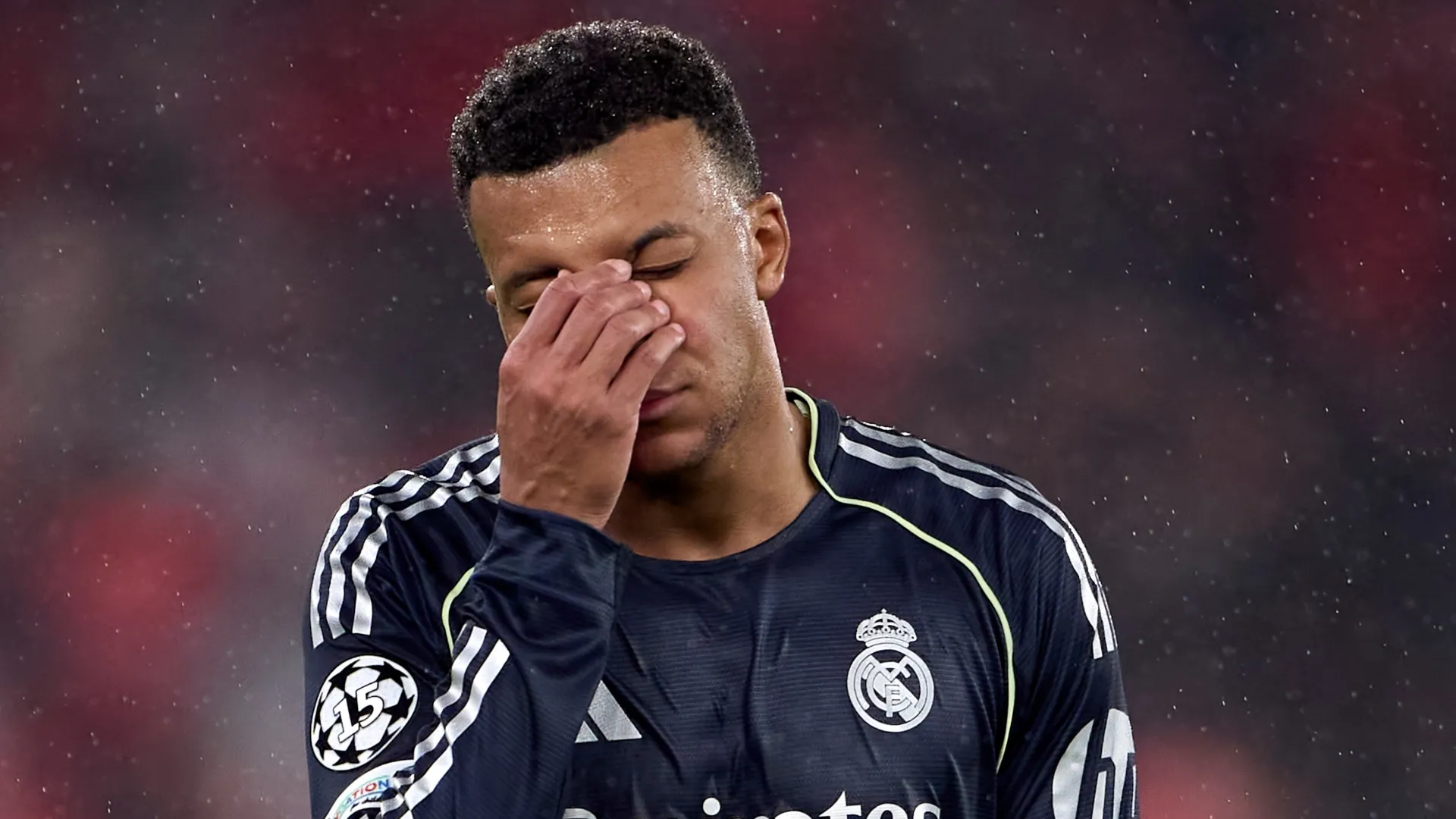 Mbappé lamenta chance perdida em jogo do Real Madrid