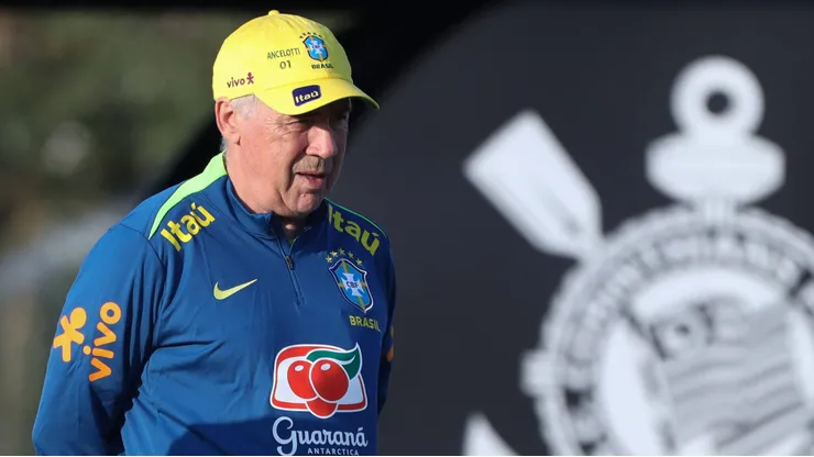 Carlo Ancelotti vai observar sete nomes em Cruzeiro x Corinthians. Foto: IMAGO / Brazil Photo Press