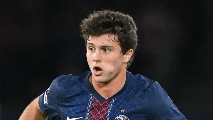 João Neves negocia renovação com o PSG (Photo by Stuart Franklin/Getty Images)