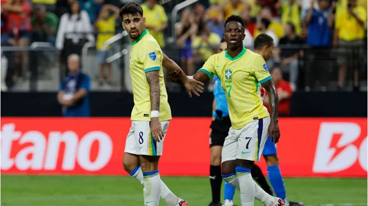 Paquetá defende Vinicius Júnior. Foto: Kevork Djansezian/Getty Images