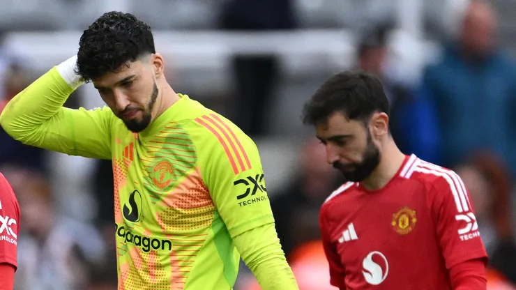 Manchester United vende Altay Bayindir para o Besiktas por R$ 30 milhões. (Photo by Stu Forster/Getty Images)