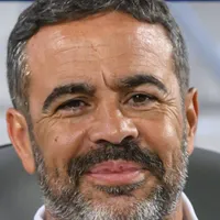 Com proposta forte, Vasco sonha com Artur Jorge; treinador reforça foco no Catar