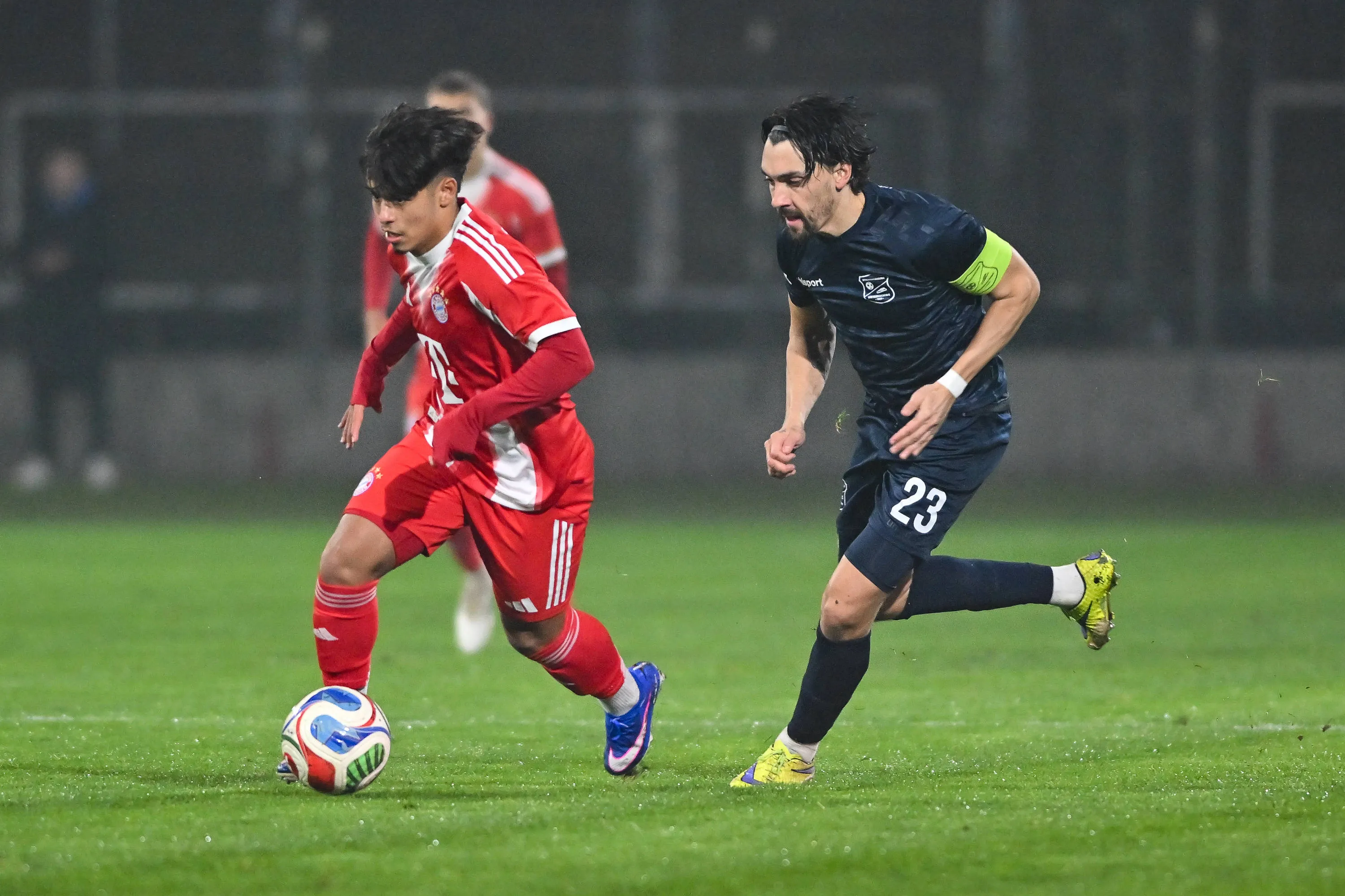 Maycon Cardozo durante estreia pelo Bayern II (Foto: IMAGO /&nbsp;Beautiful Sports)