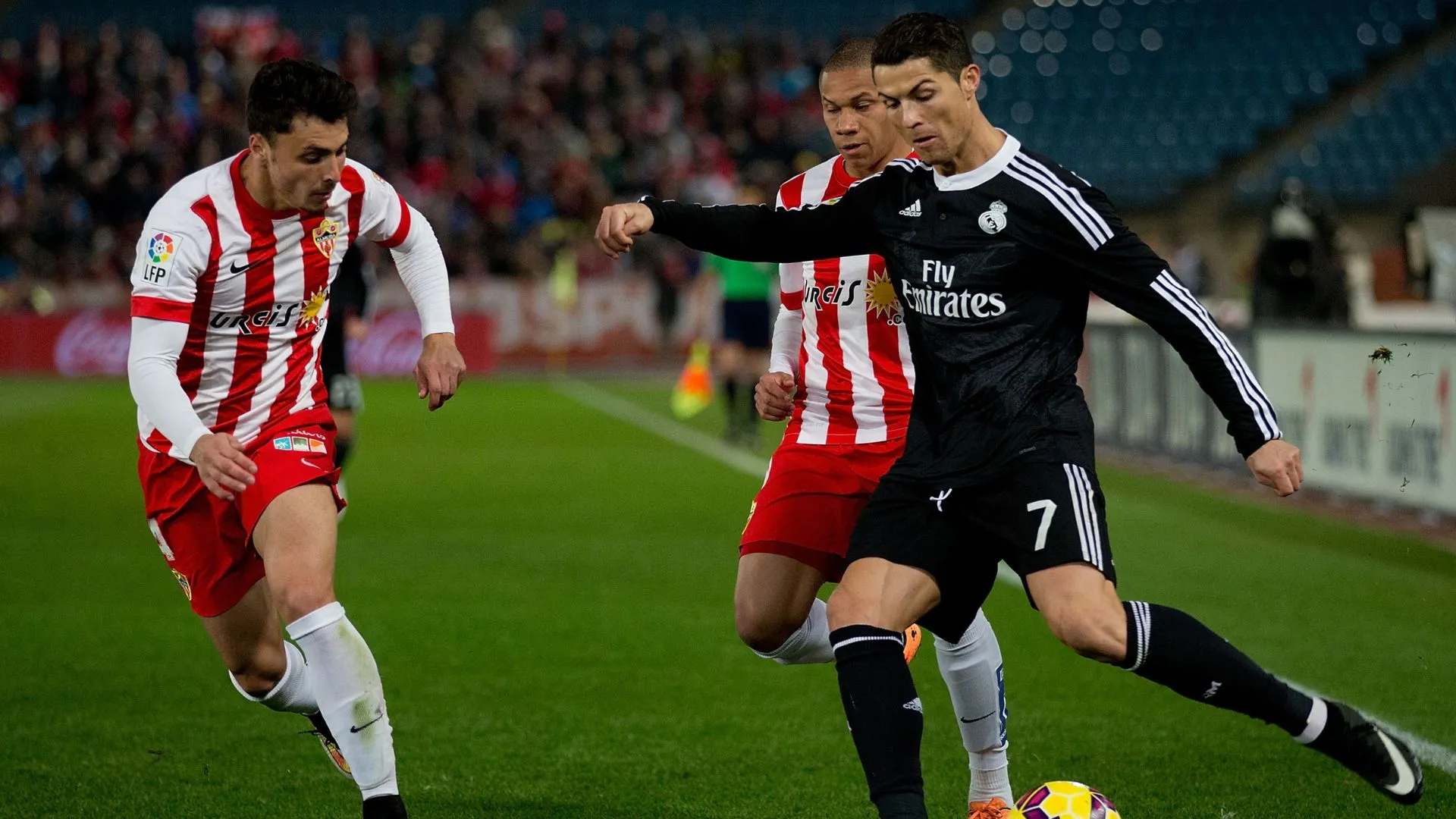 Cristiano Ronaldo enfrentou o Almería enquanto jogador do Real Madrid (foto: Gonzalo Arroyo Moreno/Getty Images)