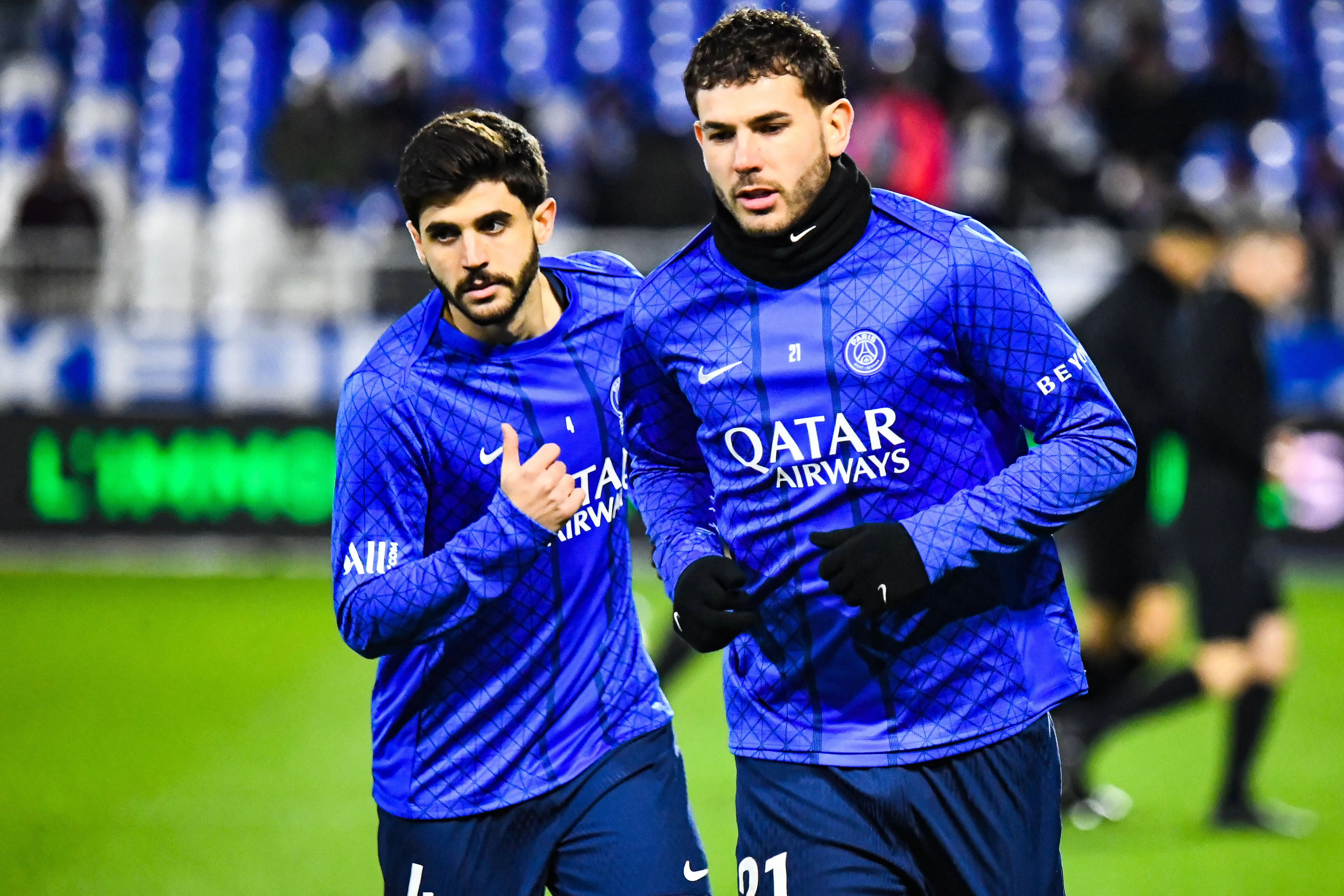 Beraldo em ação pelo PSG. Zagueiro não vive bom momento. Foto: Imago