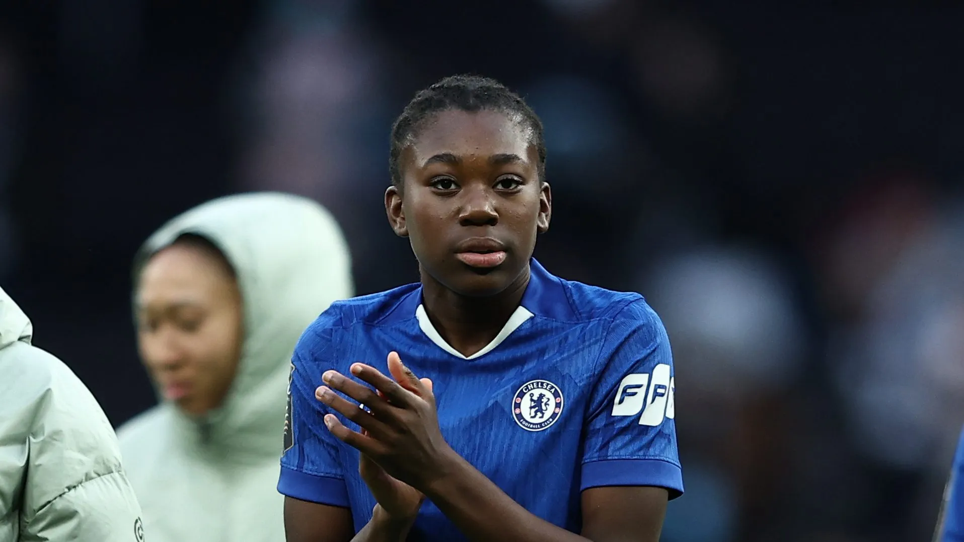 Chloe Sarwie, do Chelsea