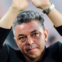 Gallardo se despede do River Plate com Monumental lotado